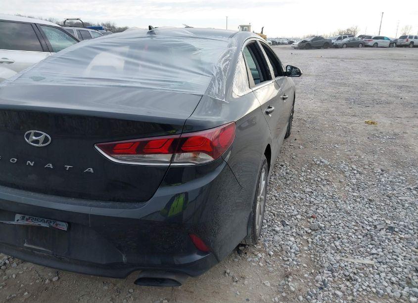 Photo 4 of 2019 Hyundai Sonata SE (VIN 5NPE24AF7KH809687)