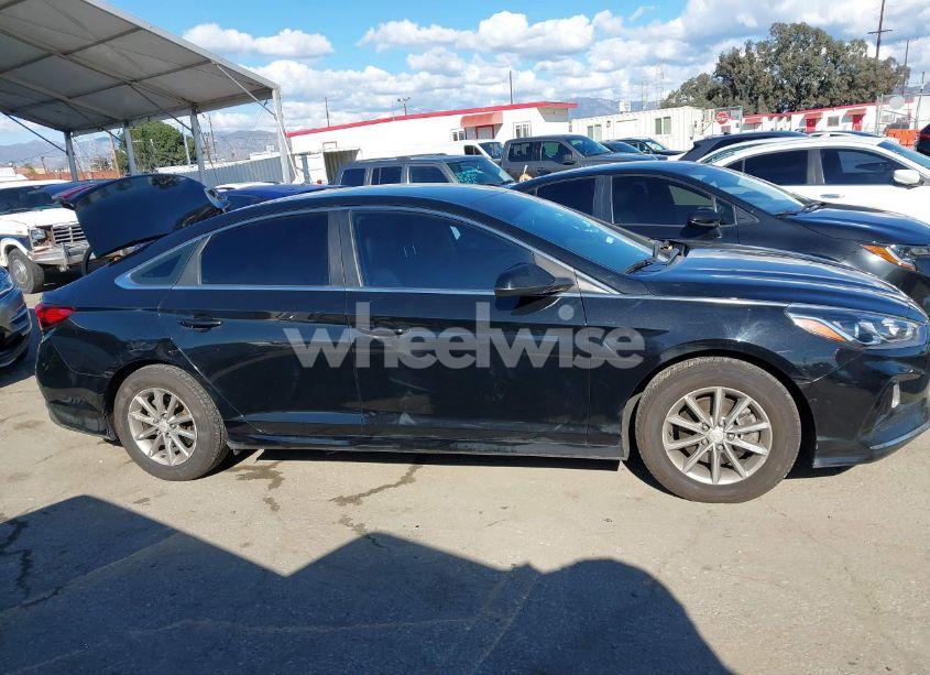 Photo 13 of 2019 Hyundai Sonata SE (VIN 5NPE24AF7KH820155)