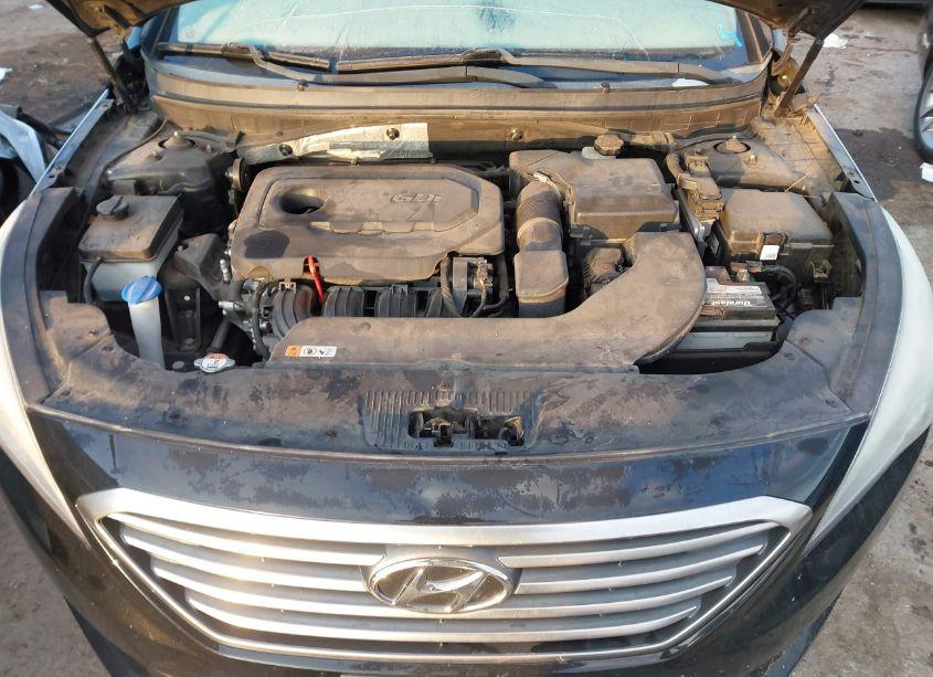 Photo 10 of 2015 Hyundai Sonata SE (VIN 5NPE24AF8FH007977)