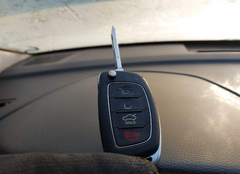 Photo 11 of 2015 Hyundai Sonata SE (VIN 5NPE24AF8FH007977)