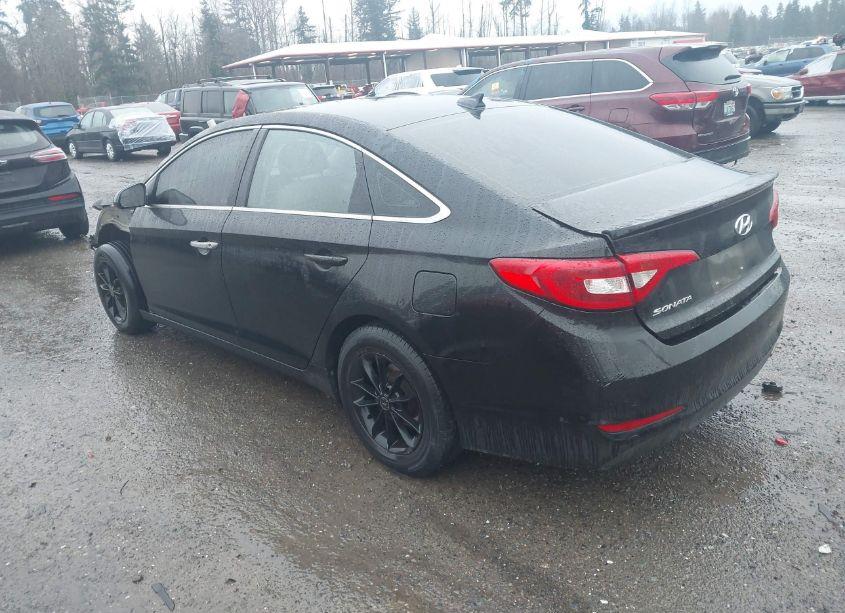 Photo 3 of 2015 Hyundai Sonata SE (VIN 5NPE24AF8FH021023)