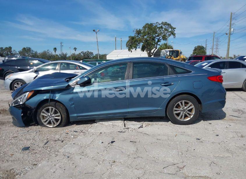 Photo 14 of 2015 Hyundai Sonata SE (VIN 5NPE24AF8FH047444)