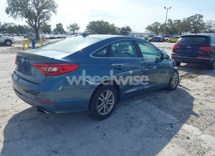 Photo 4 of 2015 Hyundai Sonata SE (VIN 5NPE24AF8FH047444)