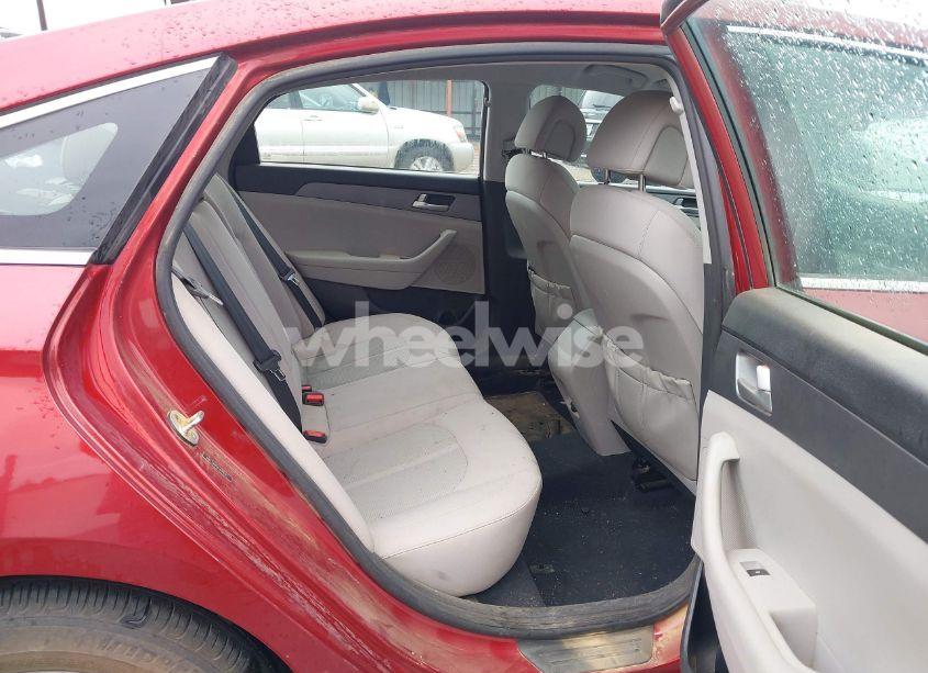 Photo 8 of 2015 Hyundai Sonata SE (VIN 5NPE24AF8FH076393)