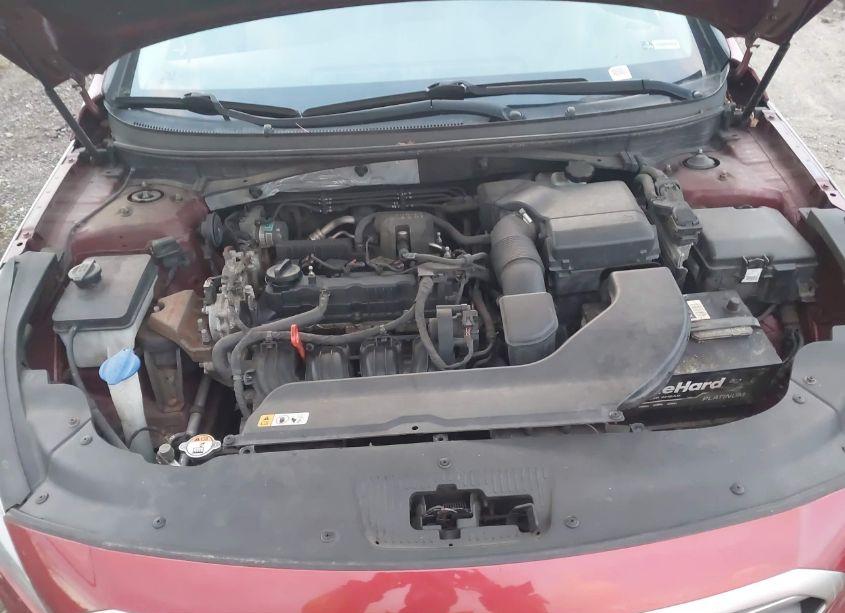 Photo 10 of 2015 Hyundai Sonata SE (VIN 5NPE24AF8FH100398)