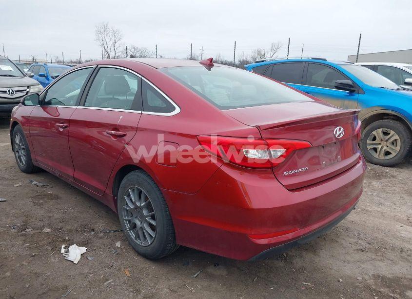 Photo 3 of 2015 Hyundai Sonata SE (VIN 5NPE24AF8FH127116)
