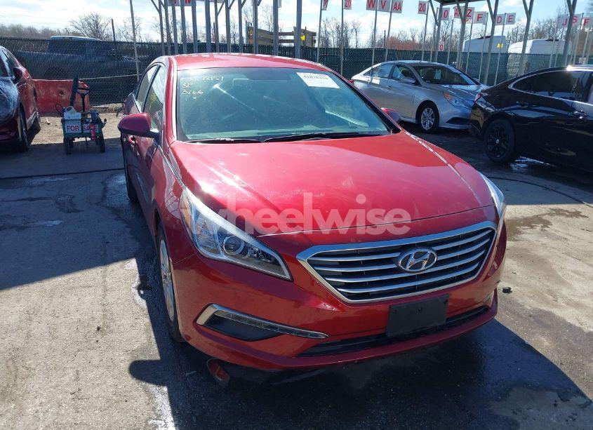 Photo 13 of 2015 Hyundai Sonata SE (VIN 5NPE24AF8FH149875)