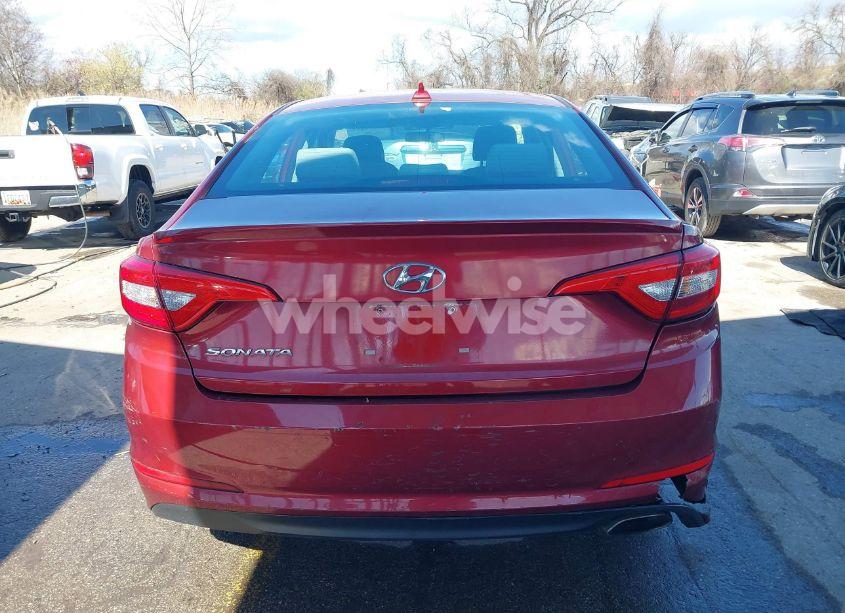 Photo 17 of 2015 Hyundai Sonata SE (VIN 5NPE24AF8FH149875)