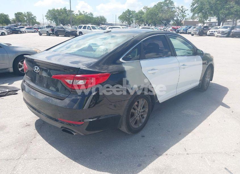 Photo 4 of 2015 Hyundai Sonata SE (VIN 5NPE24AF8FH151075)