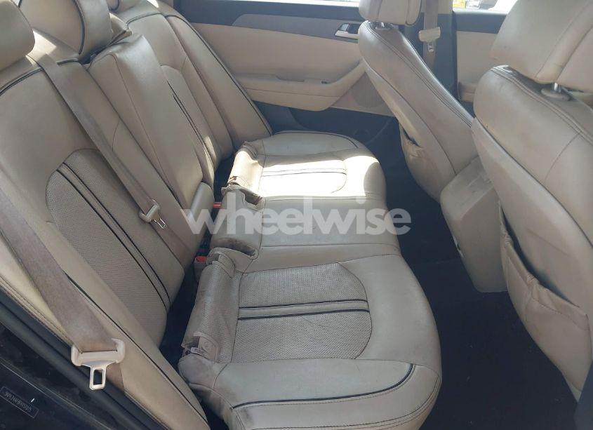 Photo 8 of 2015 Hyundai Sonata SE (VIN 5NPE24AF8FH151075)