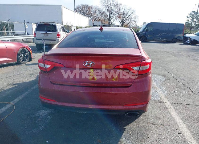 Photo 16 of 2015 Hyundai Sonata SE (VIN 5NPE24AF8FH161783)