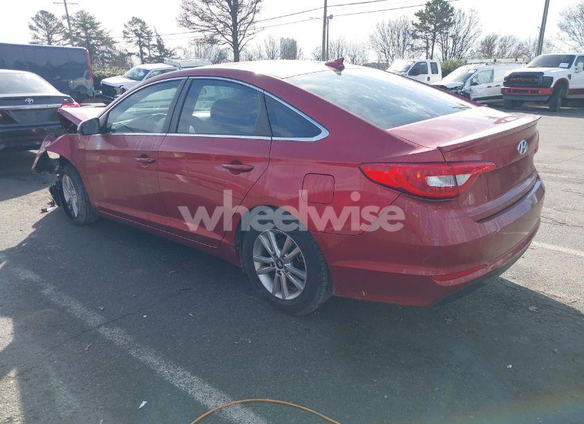 Photo 3 of 2015 Hyundai Sonata SE (VIN 5NPE24AF8FH161783)