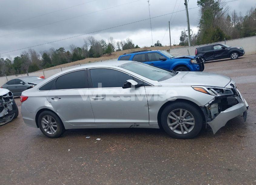 Photo 14 of 2015 Hyundai Sonata SE (VIN 5NPE24AF8FH177319)