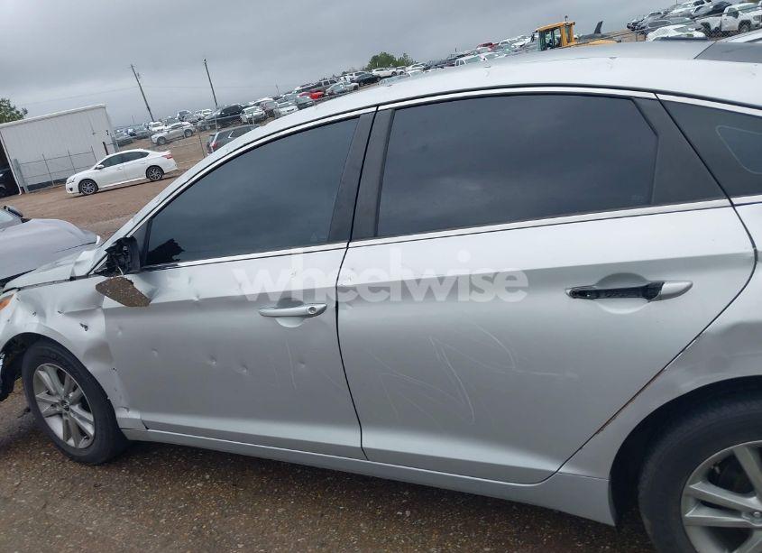 Photo 21 of 2015 Hyundai Sonata SE (VIN 5NPE24AF8FH177319)