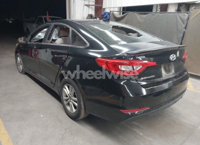 Photo 3 of 2015 Hyundai Sonata SE (VIN 5NPE24AF8FH178700)