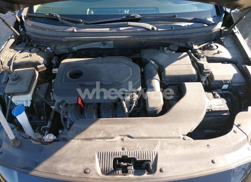 Photo 10 of 2015 Hyundai Sonata SE (VIN 5NPE24AF8FH181743)