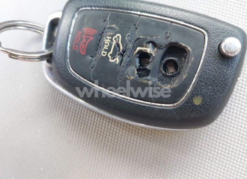 Photo 11 of 2015 Hyundai Sonata SE (VIN 5NPE24AF8FH187915)