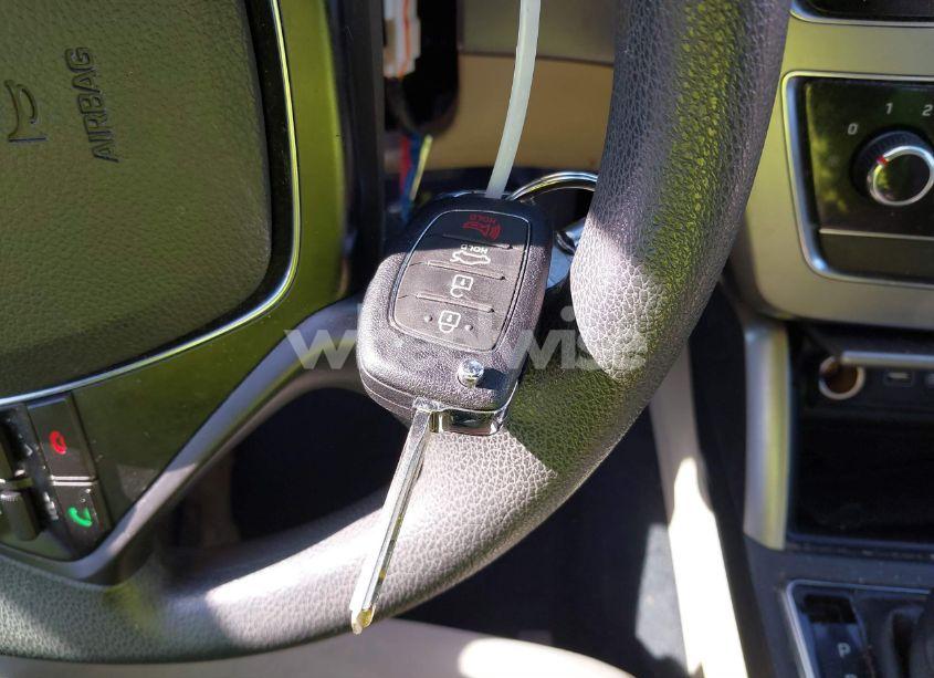 Photo 11 of 2015 Hyundai Sonata SE (VIN 5NPE24AF8FH231881)