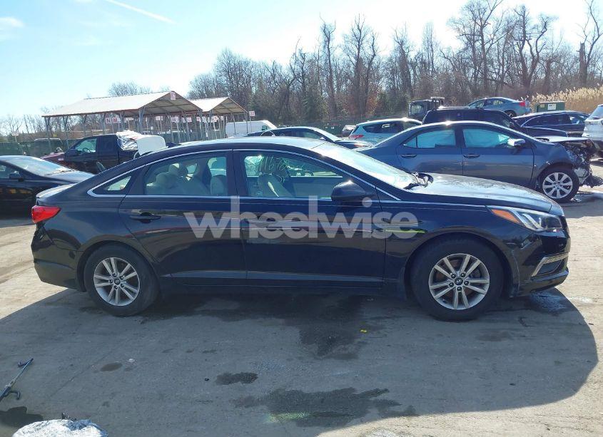 Photo 13 of 2015 Hyundai Sonata SE (VIN 5NPE24AF8FH231881)