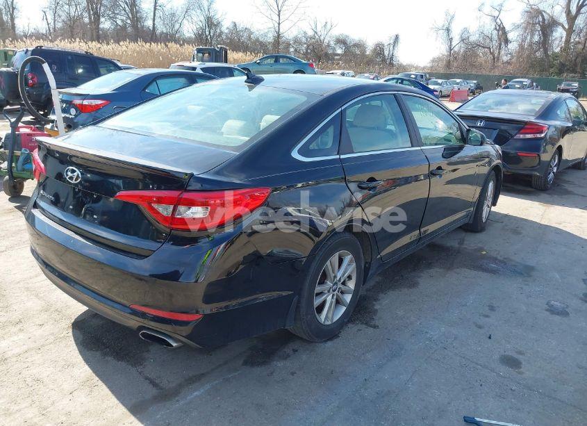Photo 4 of 2015 Hyundai Sonata SE (VIN 5NPE24AF8FH231881)