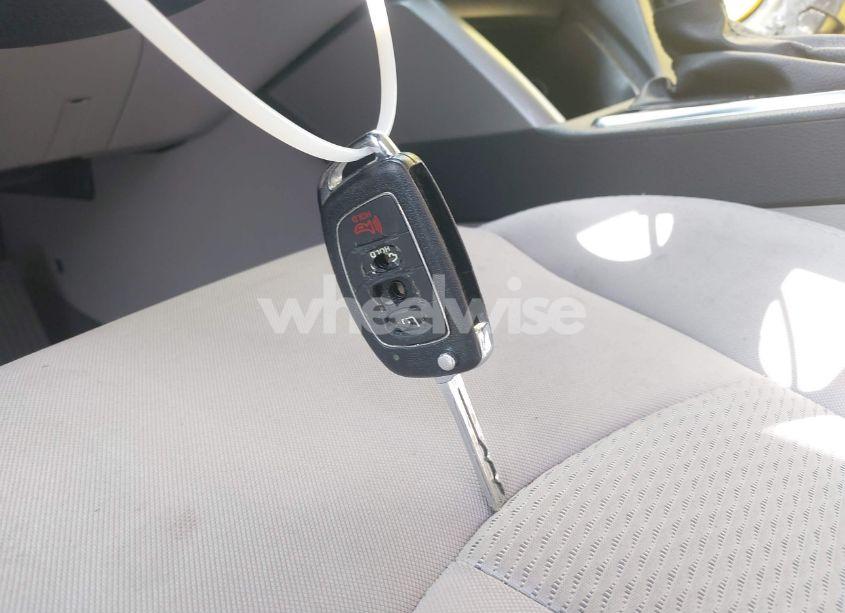 Photo 11 of 2015 Hyundai Sonata SE (VIN 5NPE24AF8FH246672)