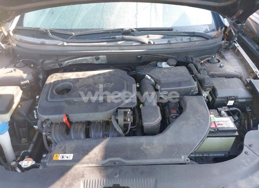 Photo 10 of 2016 Hyundai Sonata SE (VIN 5NPE24AF8GH262047)