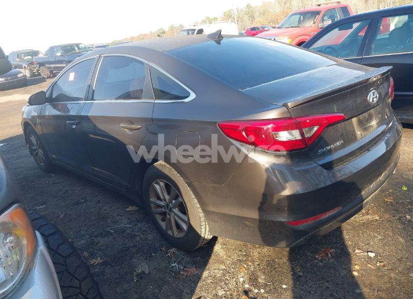 Photo 3 of 2016 Hyundai Sonata SE (VIN 5NPE24AF8GH262047)