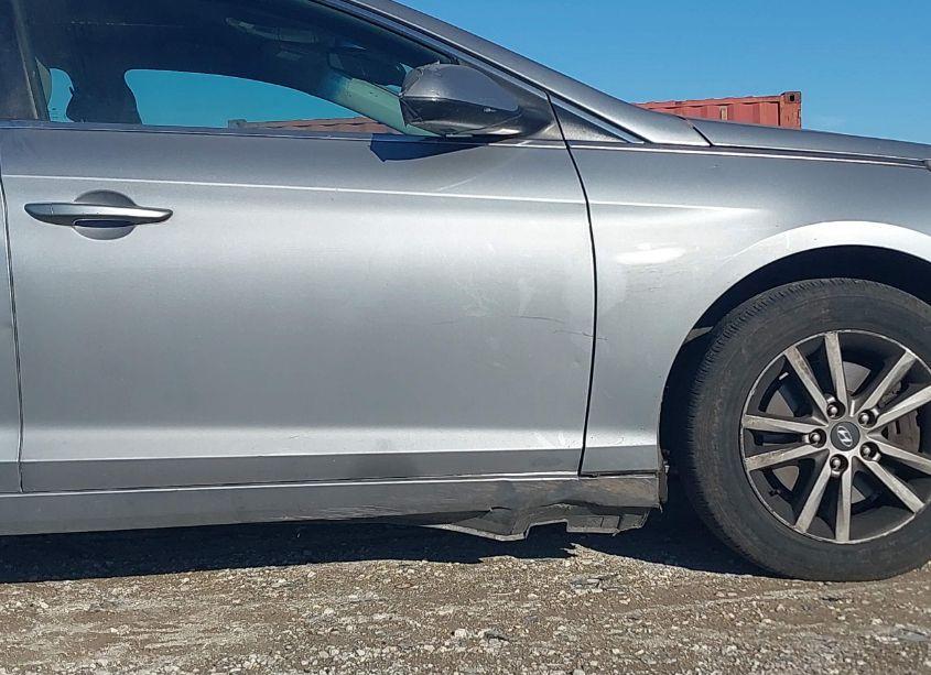 Photo 6 of 2016 Hyundai Sonata SE (VIN 5NPE24AF8GH263733)