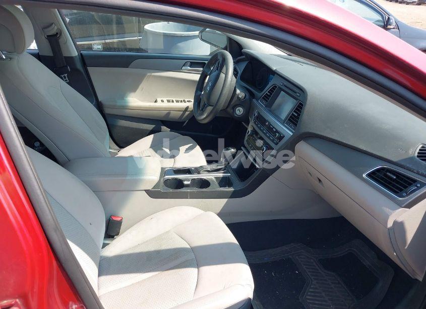 Photo 5 of 2016 Hyundai Sonata SE (VIN 5NPE24AF8GH265093)