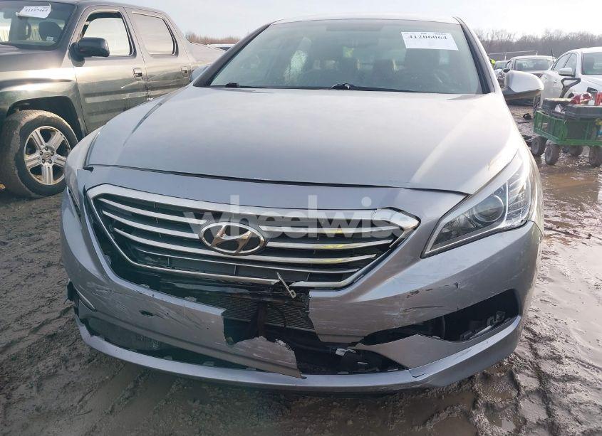 Photo 6 of 2016 Hyundai Sonata SE (VIN 5NPE24AF8GH267488)