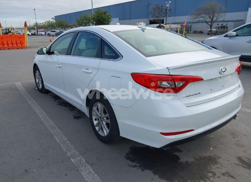 Photo 3 of 2016 Hyundai Sonata SE (VIN 5NPE24AF8GH275249)