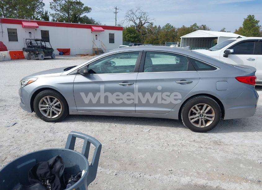 Photo 14 of 2016 Hyundai Sonata SE (VIN 5NPE24AF8GH286199)