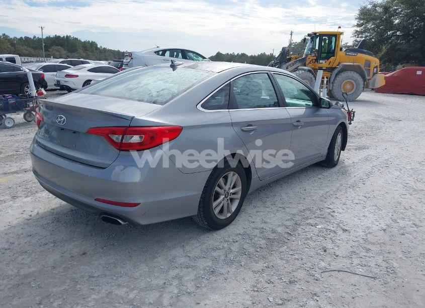 Photo 4 of 2016 Hyundai Sonata SE (VIN 5NPE24AF8GH286199)