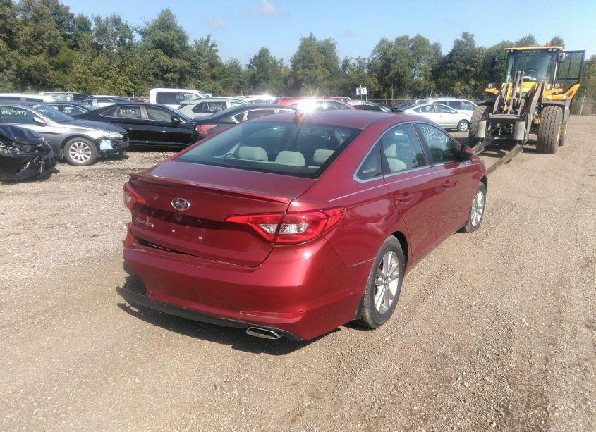 Photo 4 of 2016 Hyundai Sonata SE (VIN 5NPE24AF8GH288762)