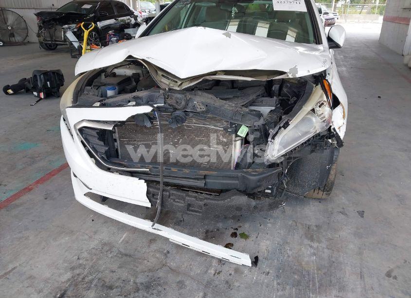 Photo 6 of 2016 Hyundai Sonata SE (VIN 5NPE24AF8GH304295)