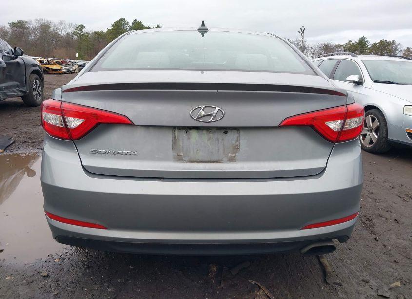 Photo 16 of 2016 Hyundai Sonata SE (VIN 5NPE24AF8GH304507)
