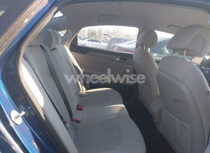 Photo 8 of 2016 Hyundai Sonata SE (VIN 5NPE24AF8GH309772)