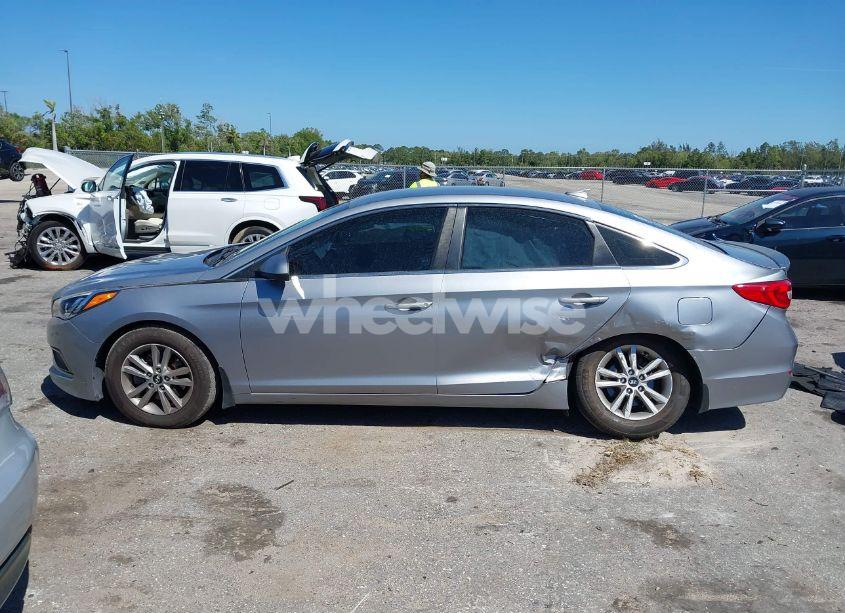 Photo 14 of 2016 Hyundai Sonata SE (VIN 5NPE24AF8GH310601)