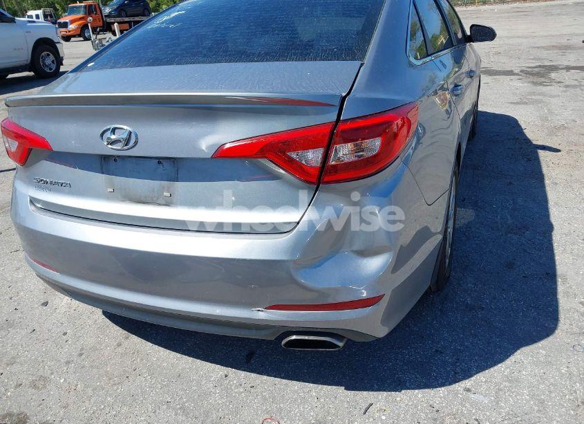 Photo 18 of 2016 Hyundai Sonata SE (VIN 5NPE24AF8GH310601)
