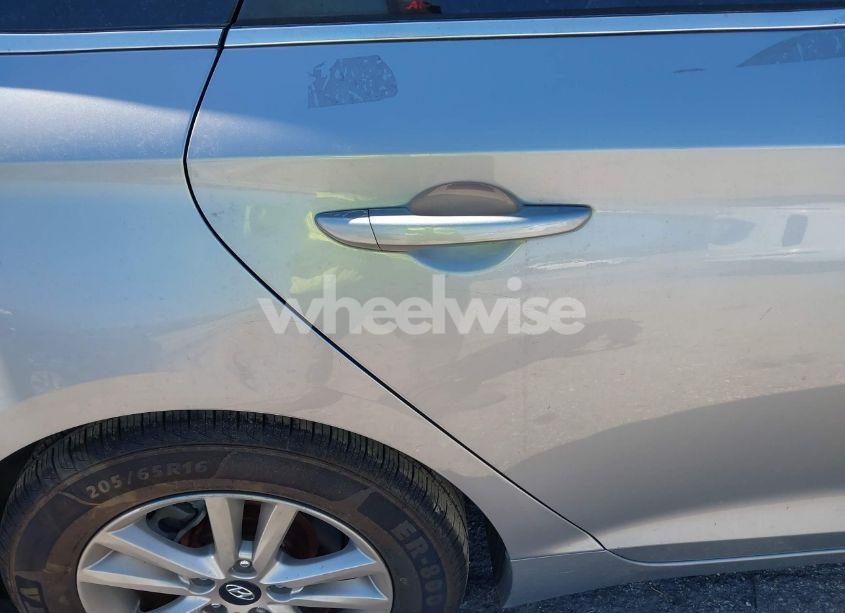 Photo 20 of 2016 Hyundai Sonata SE (VIN 5NPE24AF8GH310601)