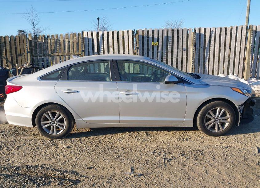 Photo 14 of 2016 Hyundai Sonata SE (VIN 5NPE24AF8GH318813)