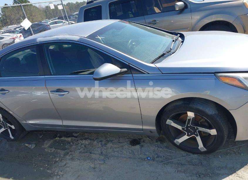 Photo 12 of 2016 Hyundai Sonata SE (VIN 5NPE24AF8GH319637)