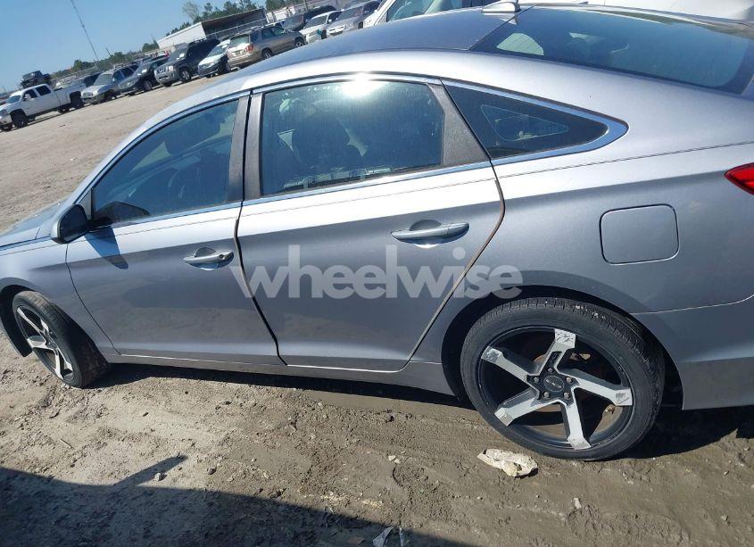 Photo 13 of 2016 Hyundai Sonata SE (VIN 5NPE24AF8GH319637)