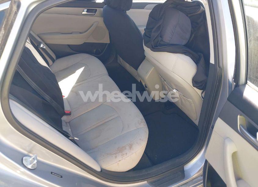 Photo 8 of 2016 Hyundai Sonata SE (VIN 5NPE24AF8GH319637)