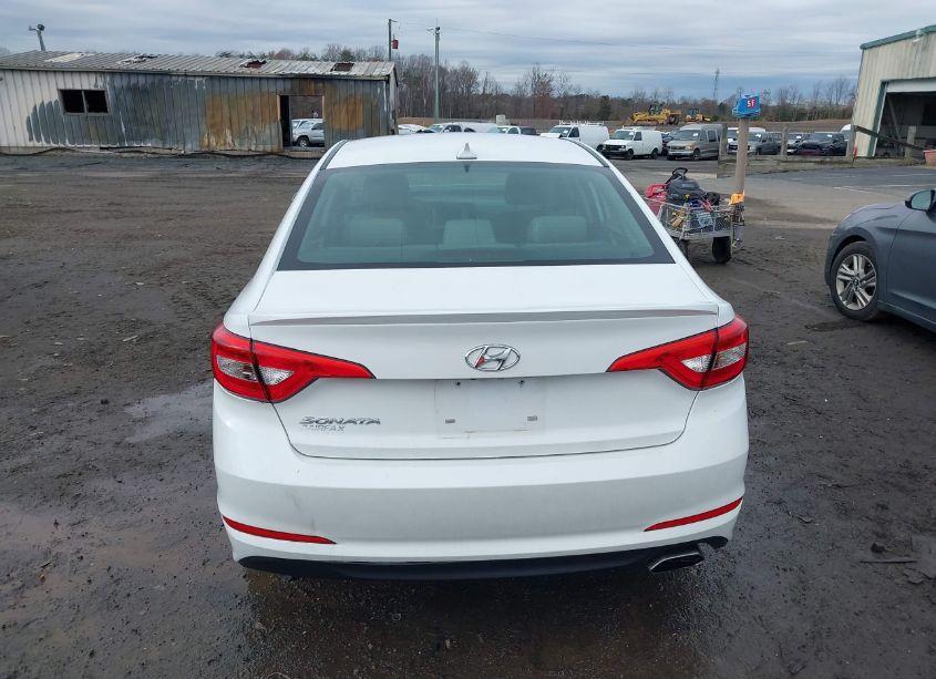 Photo 17 of 2016 Hyundai Sonata SE (VIN 5NPE24AF8GH322019)