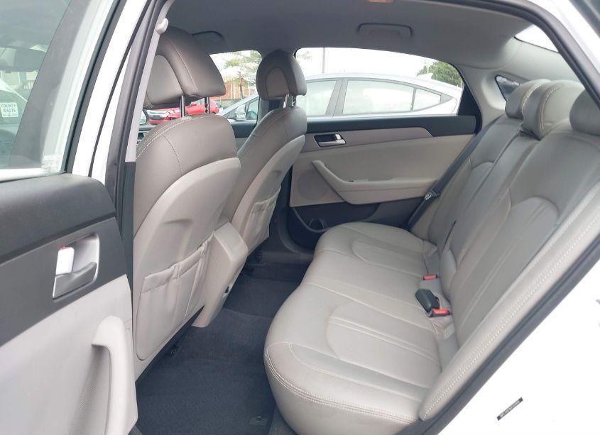 Photo 8 of 2016 Hyundai Sonata SE (VIN 5NPE24AF8GH322019)