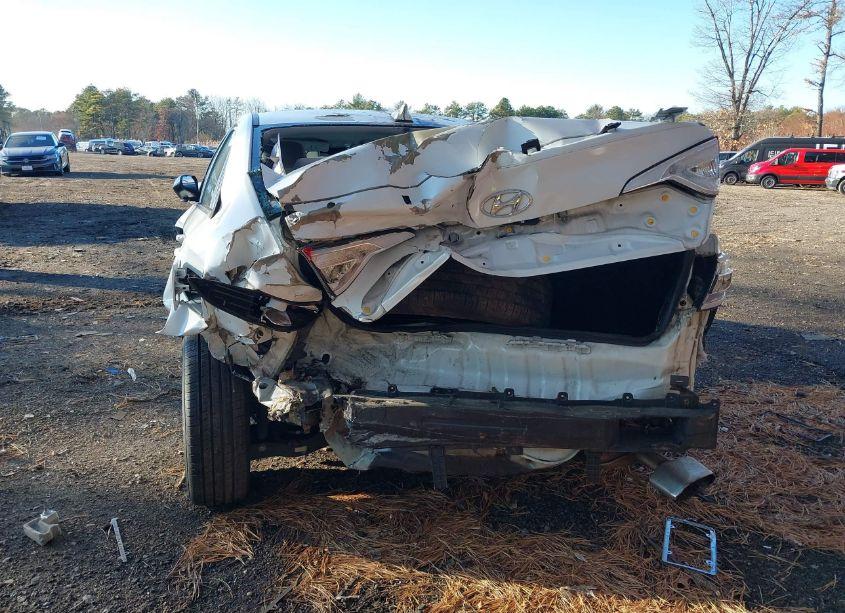 Photo 16 of 2016 Hyundai Sonata SE (VIN 5NPE24AF8GH328418)