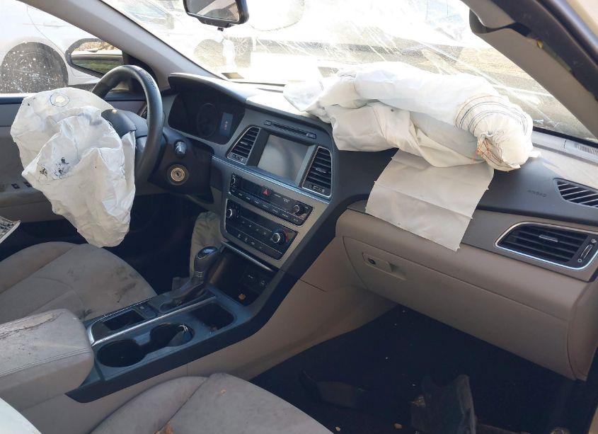 Photo 5 of 2016 Hyundai Sonata SE (VIN 5NPE24AF8GH328418)