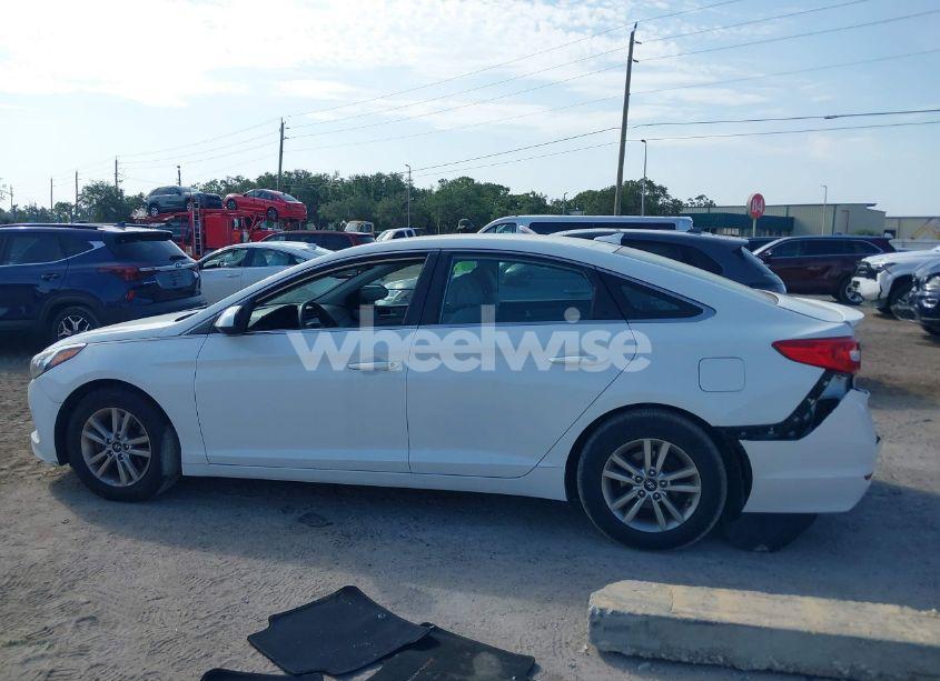 Photo 14 of 2016 Hyundai Sonata SE (VIN 5NPE24AF8GH330833)