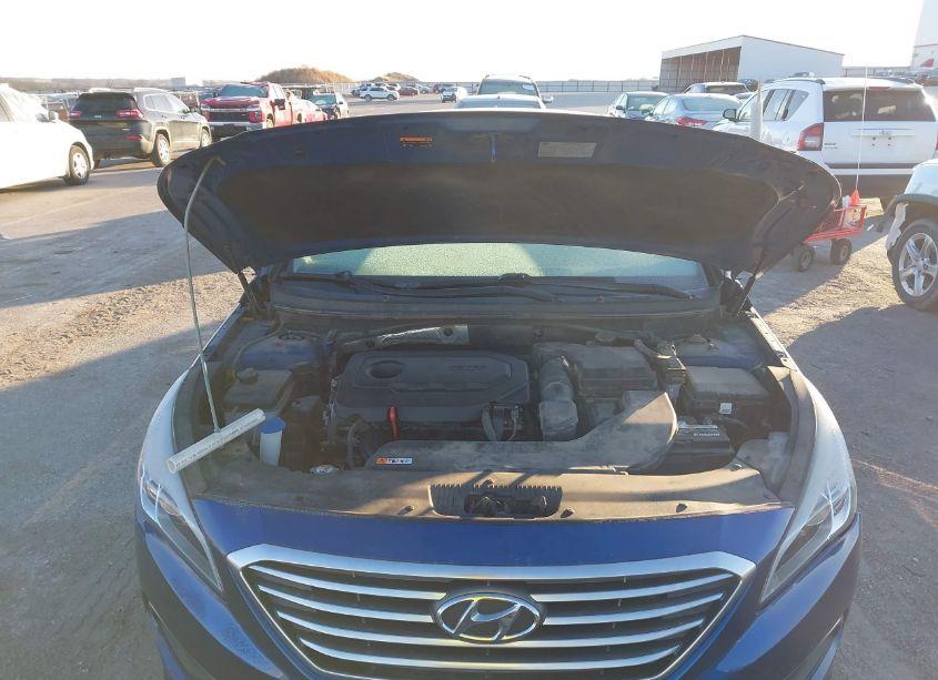 Photo 10 of 2016 Hyundai Sonata SE (VIN 5NPE24AF8GH338642)